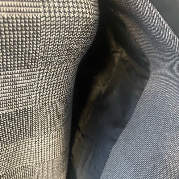 Grey blazer with faux leather trim by Forever 21 - Picture 5 of 8